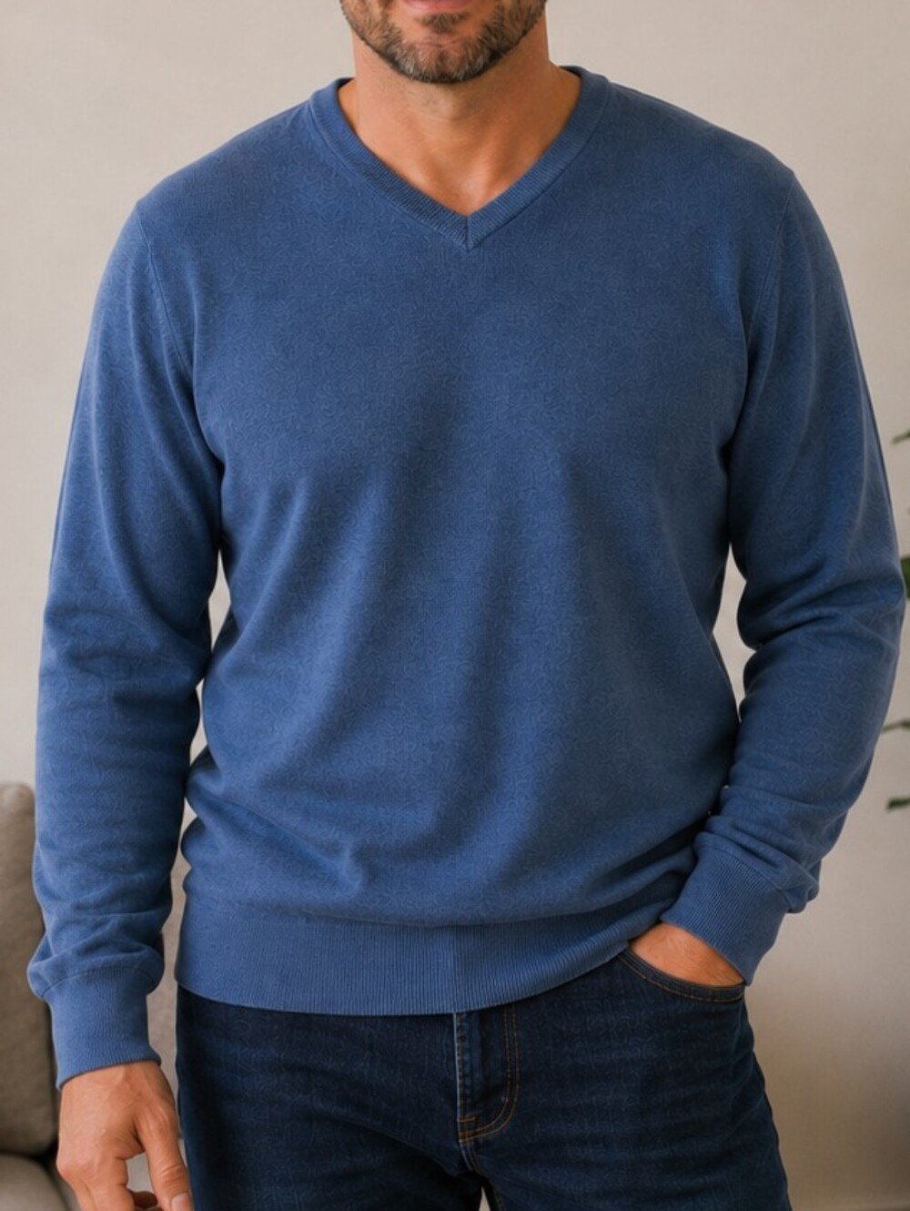 Grafton 1853 Men's V-Neck Sweater in Navy, Size L.